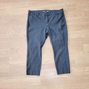 High Rise Pixie Skinny Old Navy Cropped Pants size 18